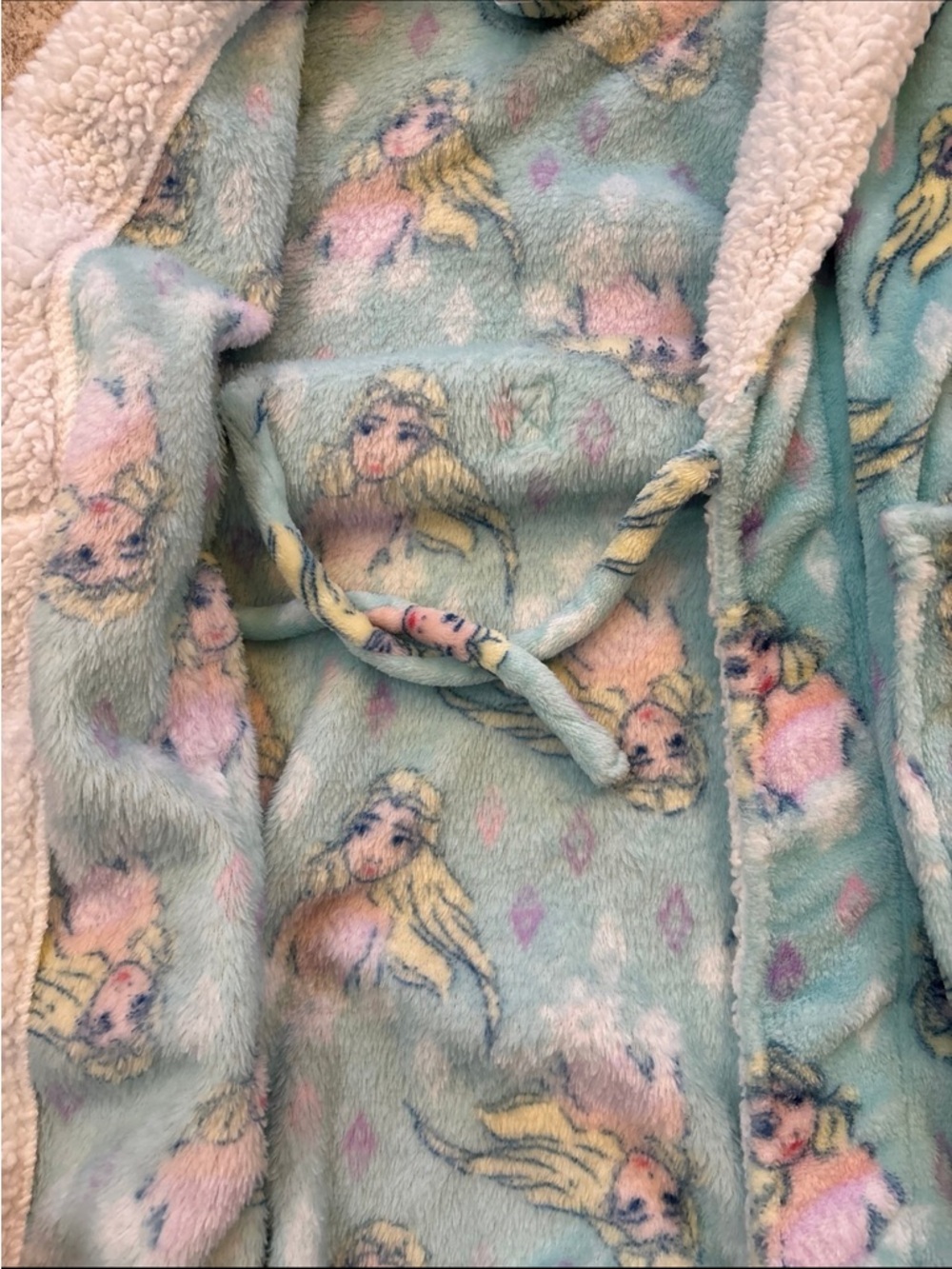 Disney Frozen Robe - Picture 3 of 5